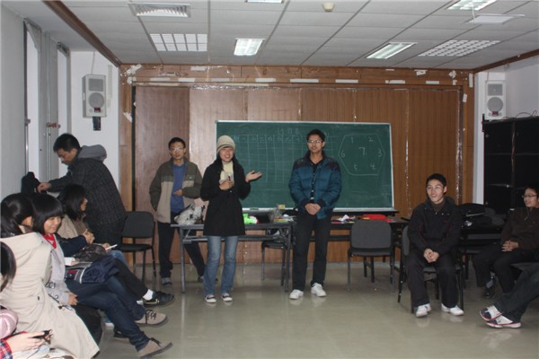 新葡的京集团8814团校素质拓展活动顺利举行